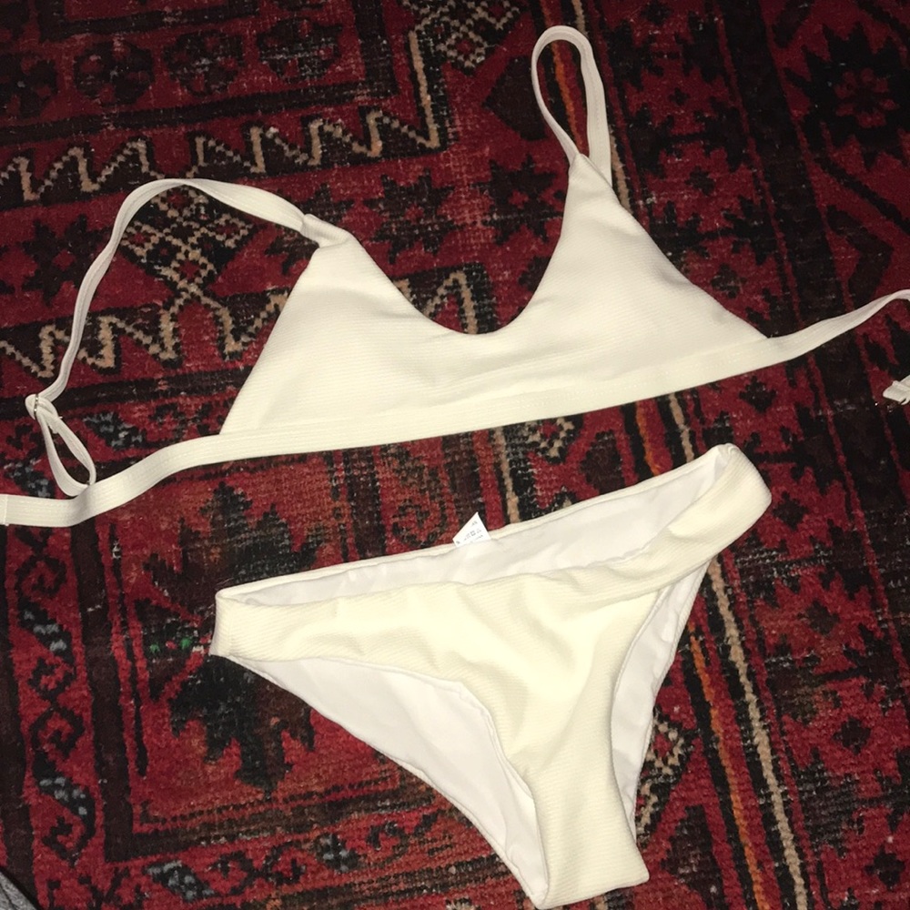 White ribbed bikini